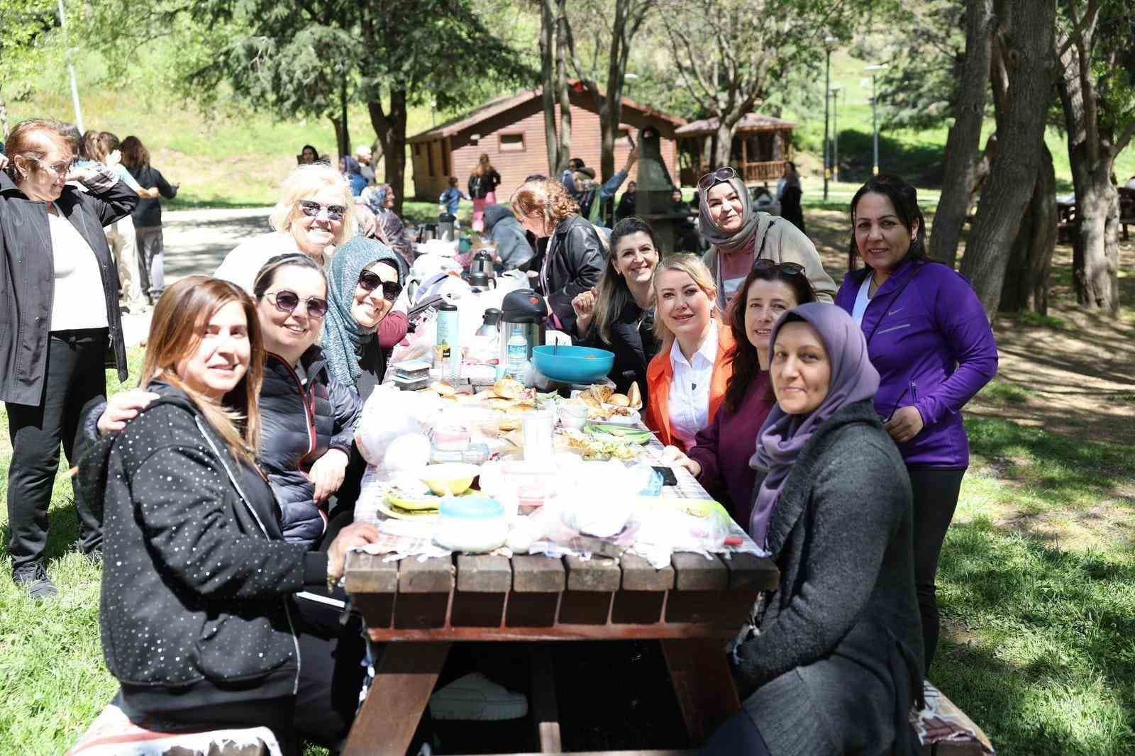 Baharın coşkusu ve Anneler Günü Ornaz Vadisi’nde bir araya geldi