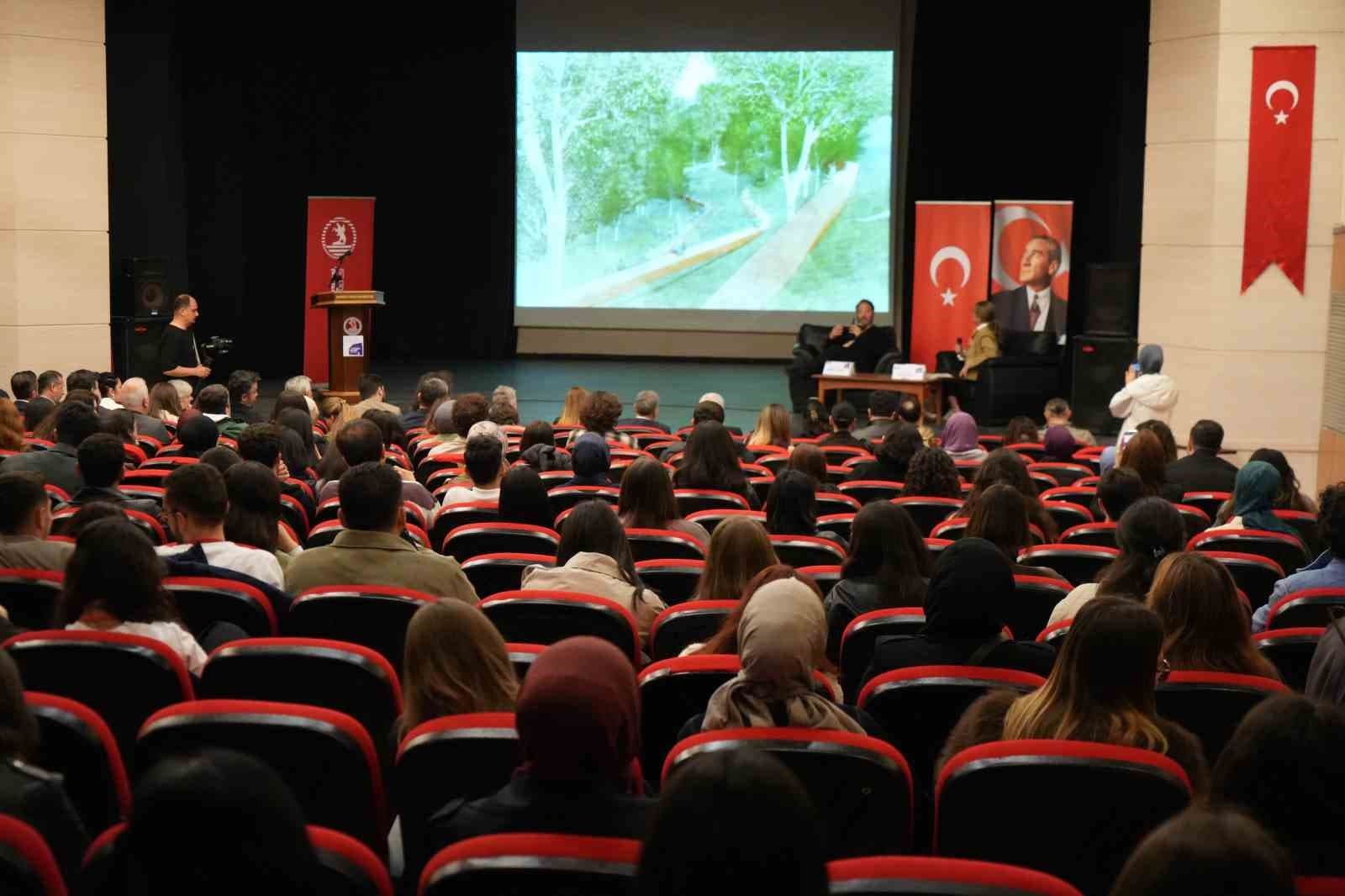 Geleceğin mimarisi OMÜ’de masaya yatırıldı