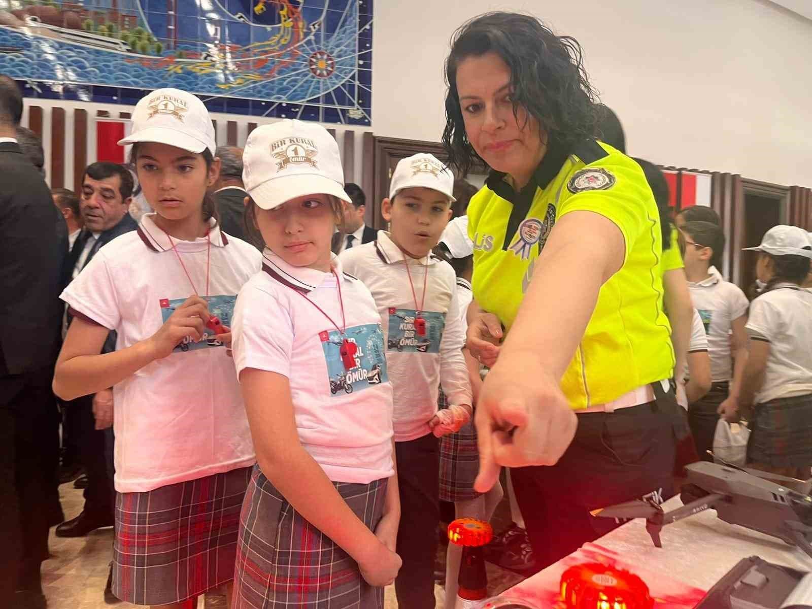 İzmir’de trafik denetimleri sonucu ölümlü kaza oranı yüzde 31 düştü