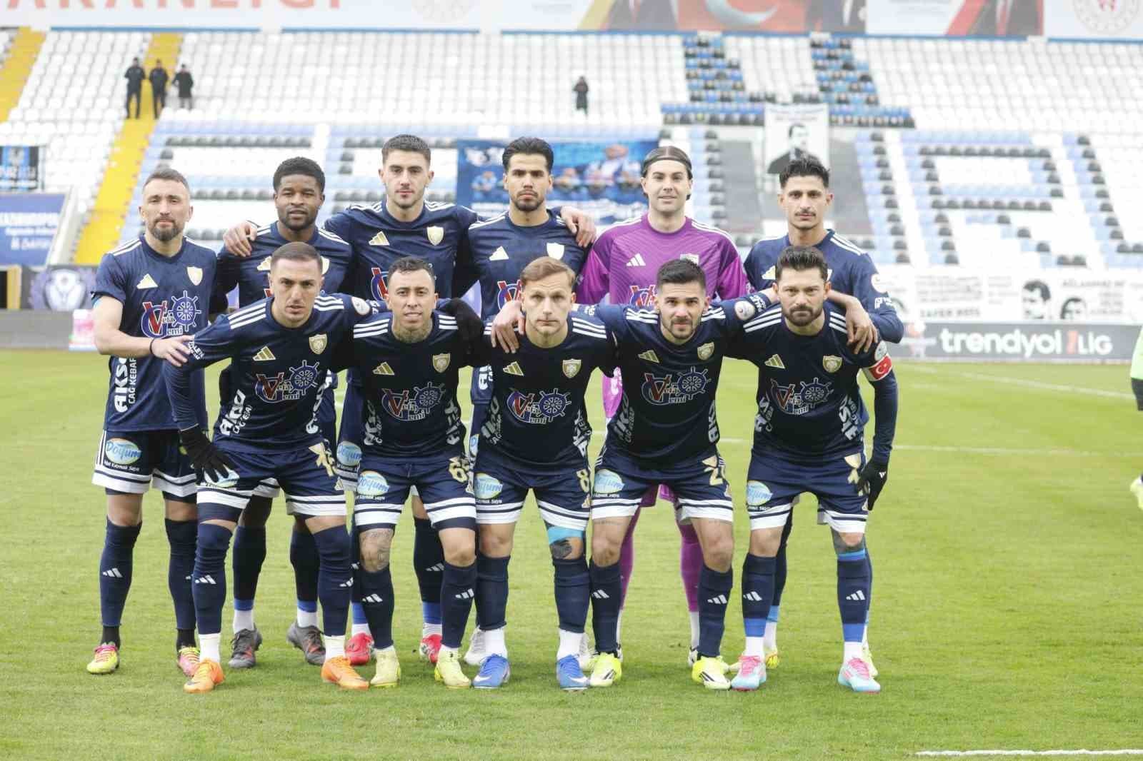 Erzurumspor FK, 1. Lig’de rekorlarla şampiyon oldu