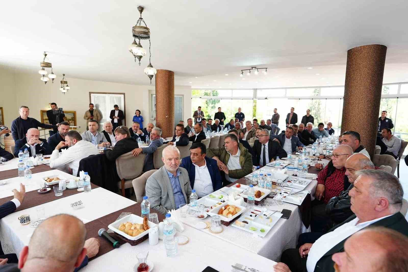 Başkan Dutlulu Saruhanlı’da toplu ulaşım esnafıyla buluştu