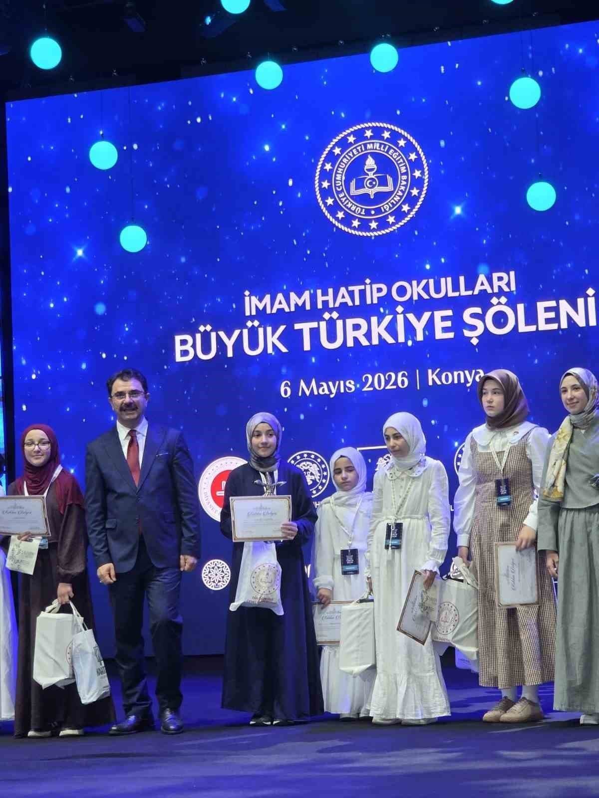 Genç Nida Kur’an-ı Kerim’i Güzel Okuma Türkiye Finalleri Yarışmasında Türkiye 1.’si oldu