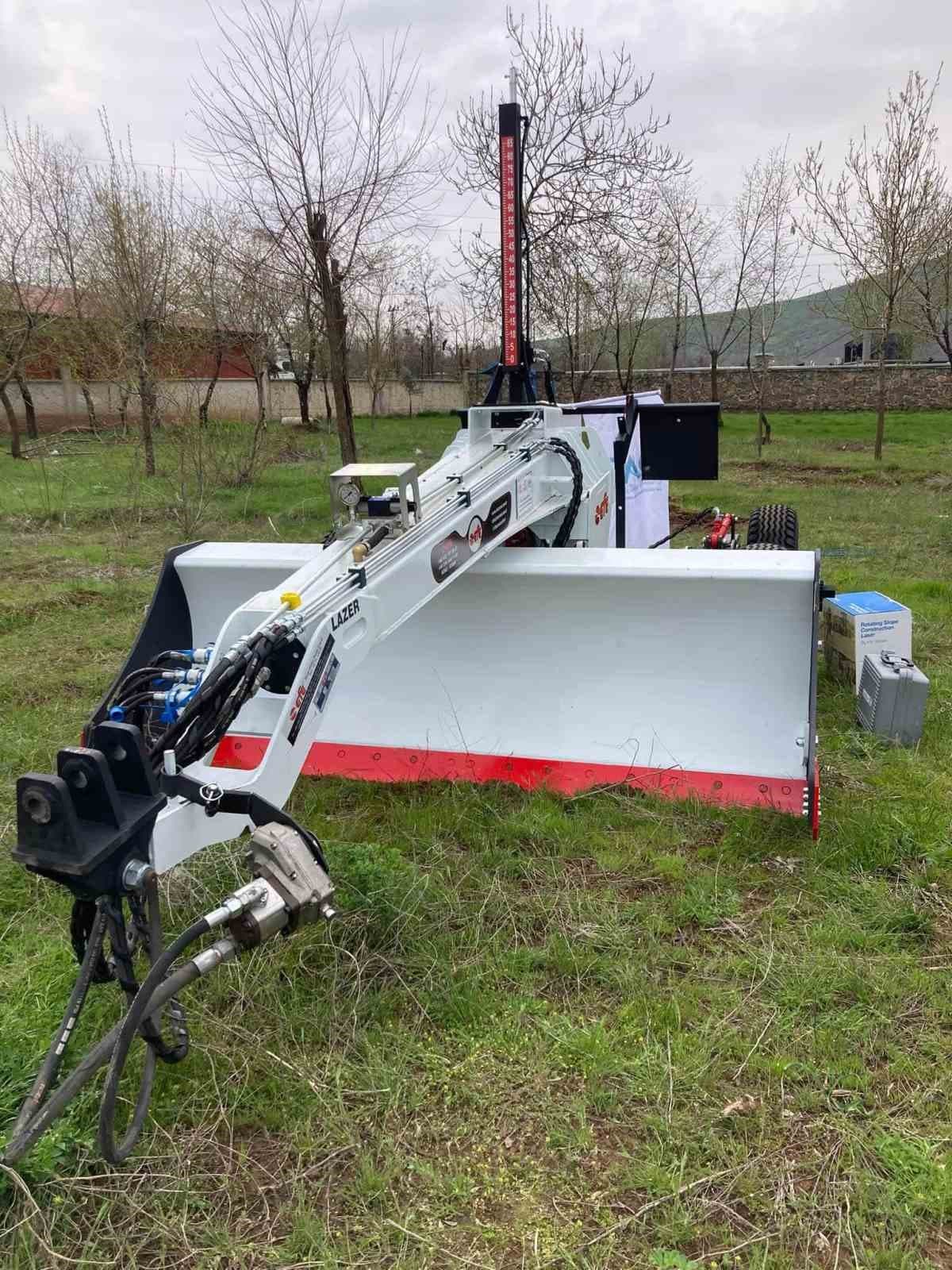 Güroymak Tarım ve Orman İlçe Müdürlüğünün makine projesi desteklendi