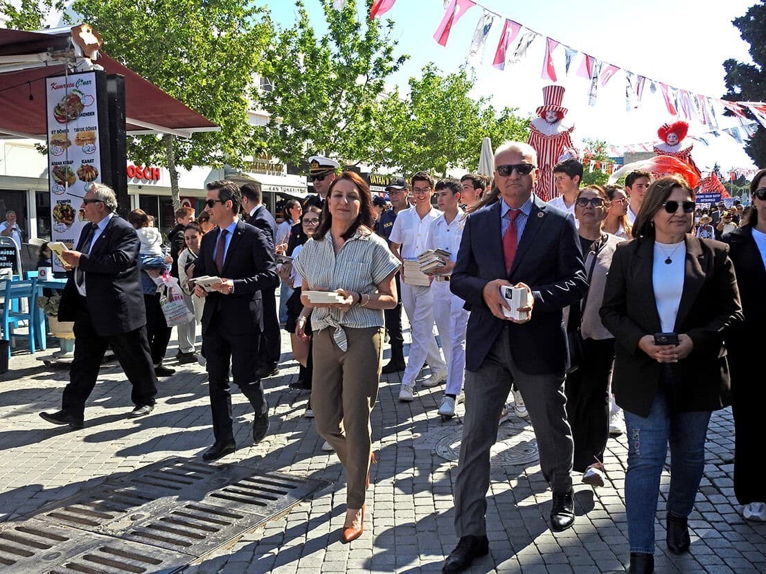 Çeşme’de 3. Kitap Takas Şenliği