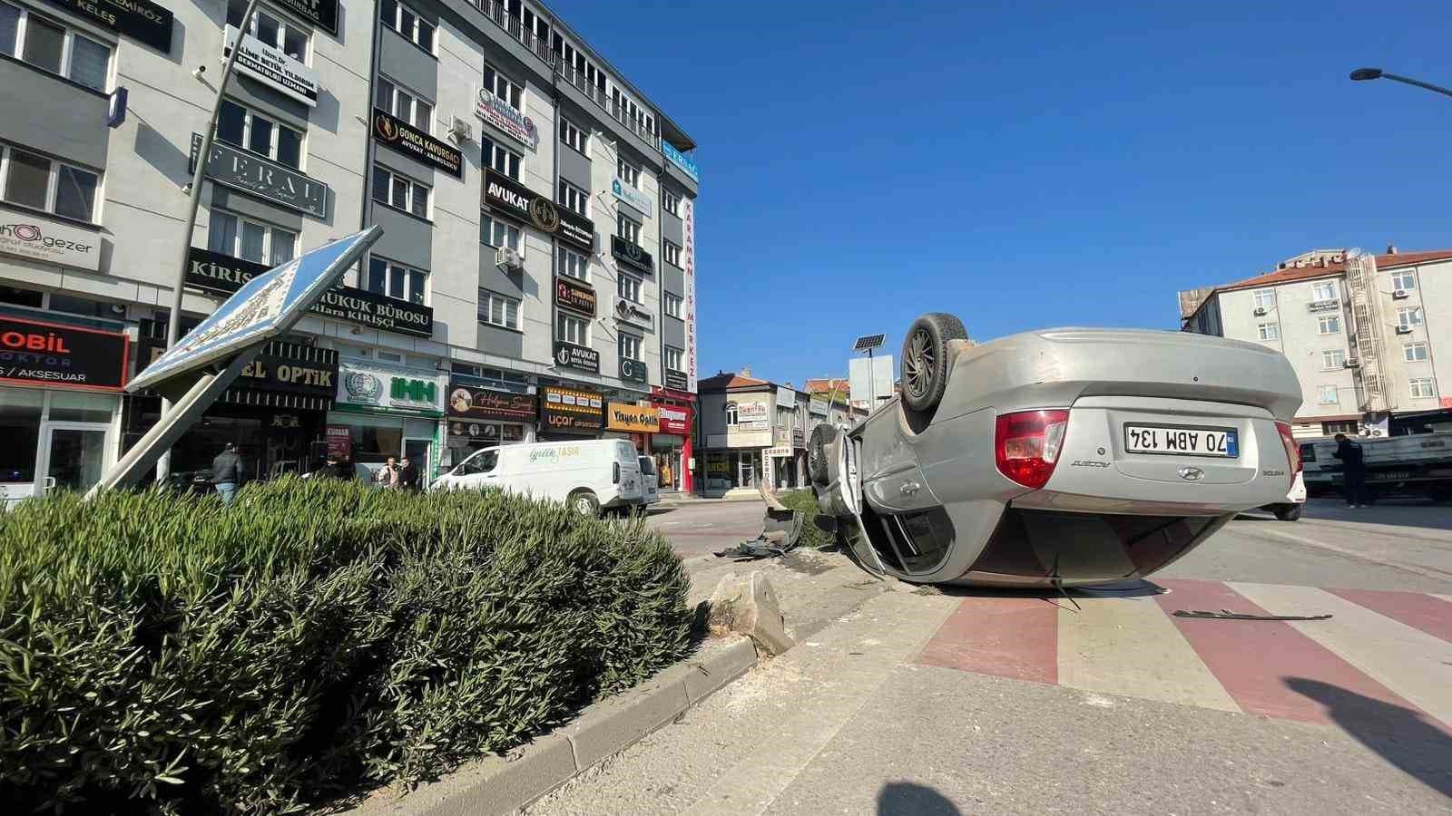 Karaman’da takla atan otomobil sürücüsü yaralandı