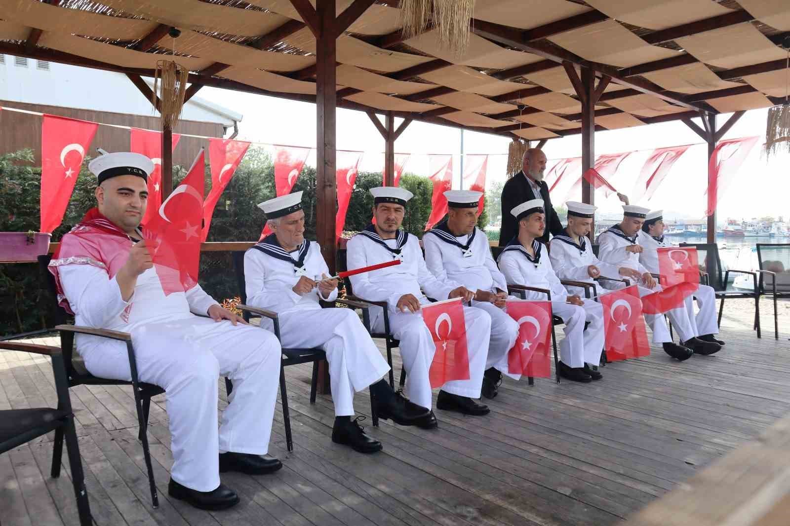 Yalova’da engelli gençlere asker eğlencesi