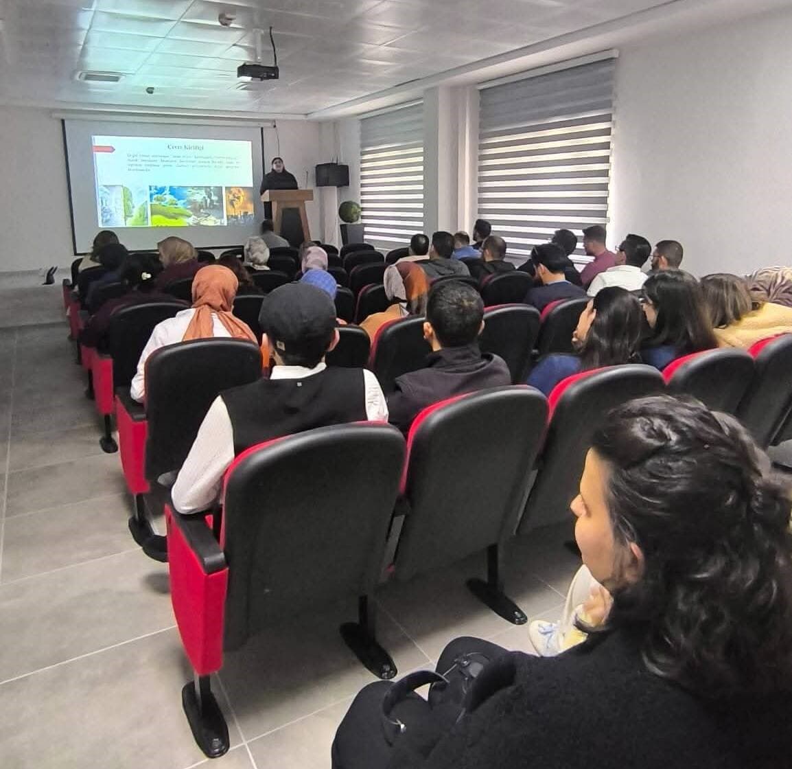 Aksaray Ağız ve Diş Sağlığı Merkezinde çevre ve atık yönetimi eğitimi