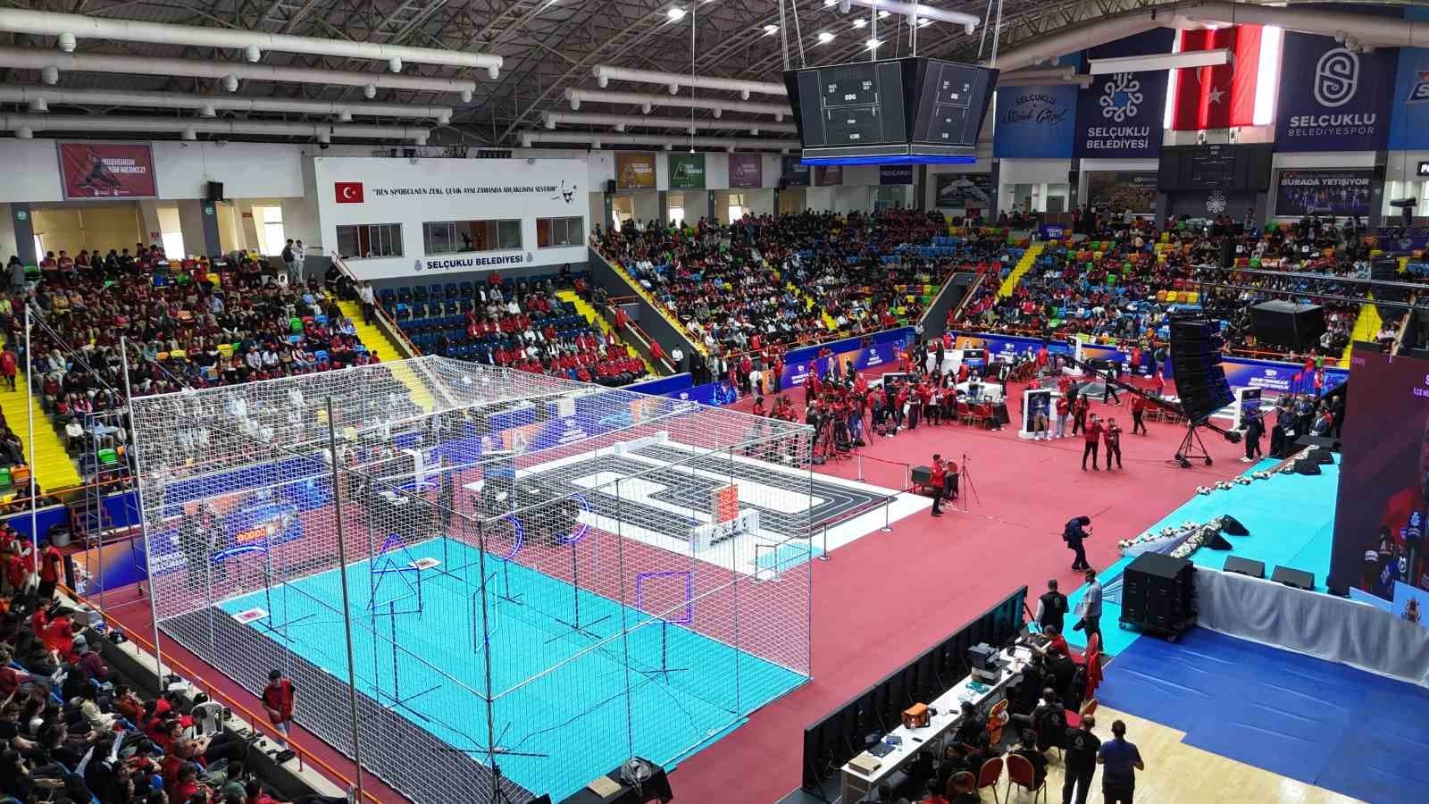 Selçuklu TEKNOSEL Teknoloji Festivali başladı