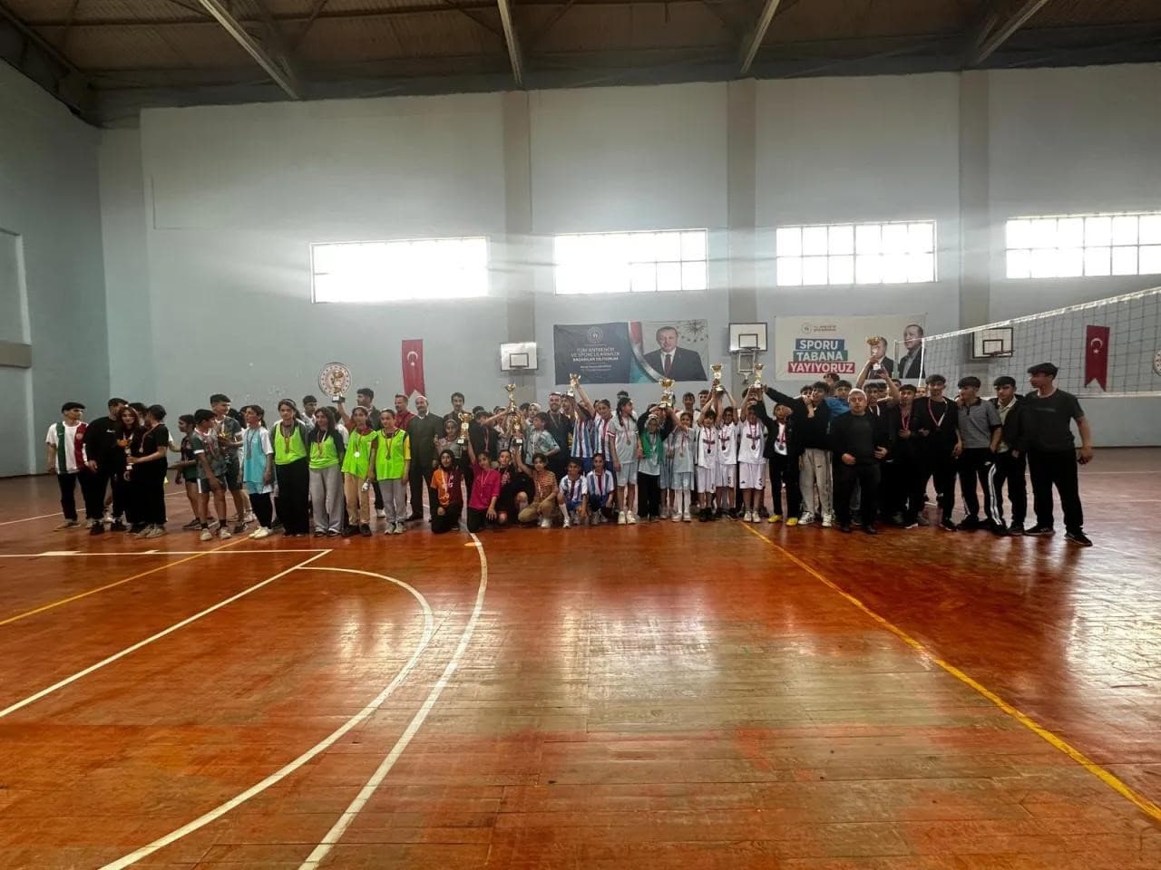 Patnos’ta 19 Mayıs Coşkusu atletizm yarışıyla taçlandı