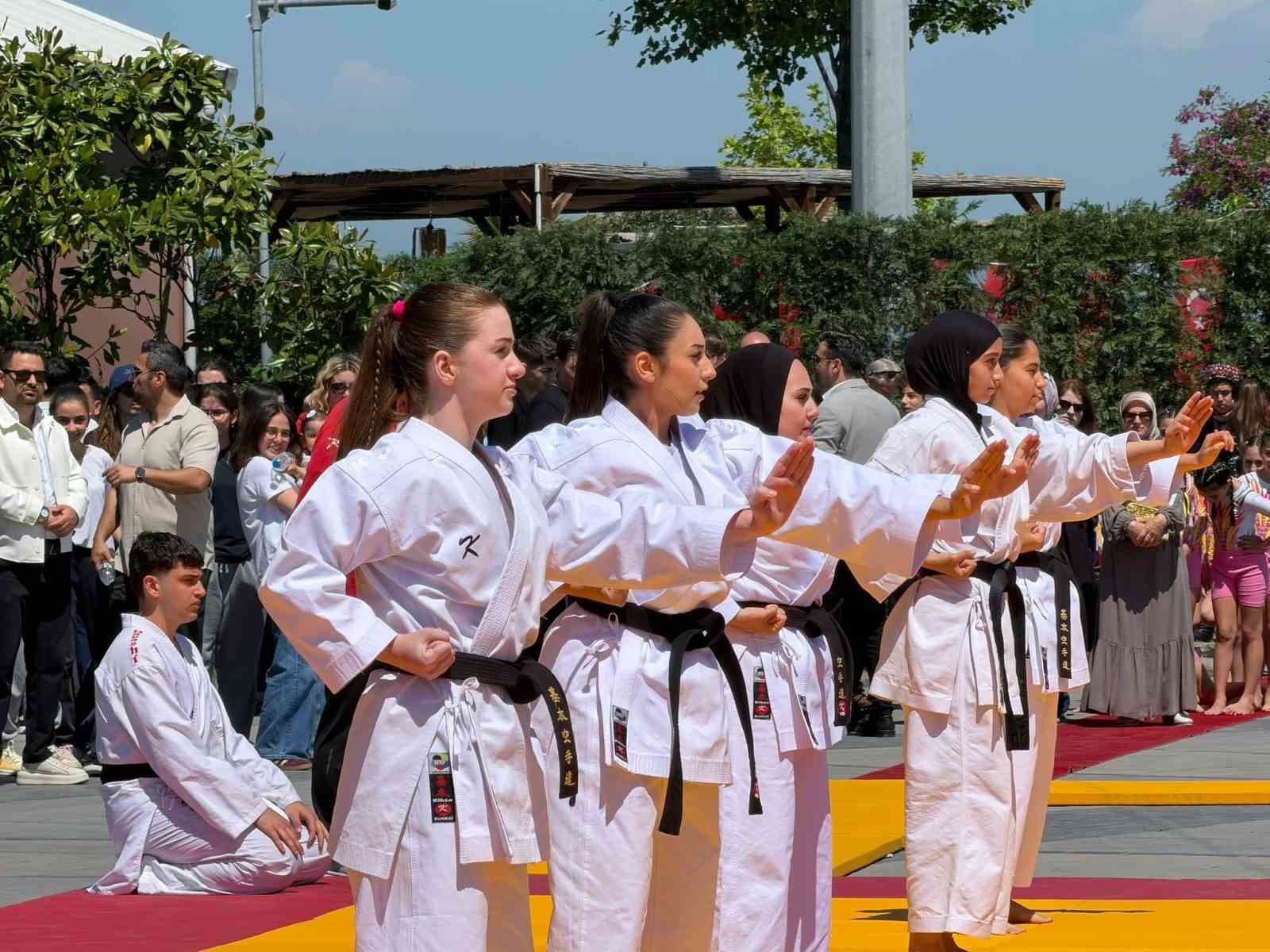 19 Mayıs Yalova’da coşkuyla kutlandı