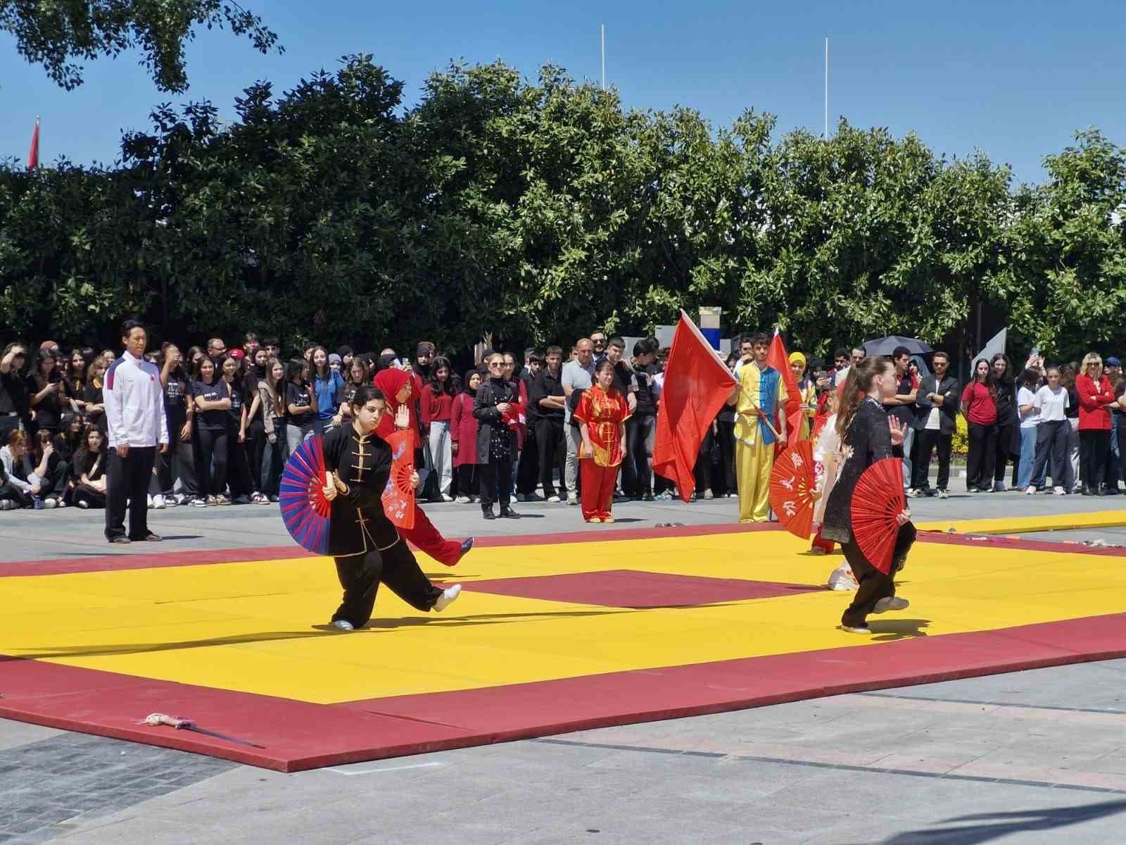 19 Mayıs Yalova’da coşkuyla kutlandı