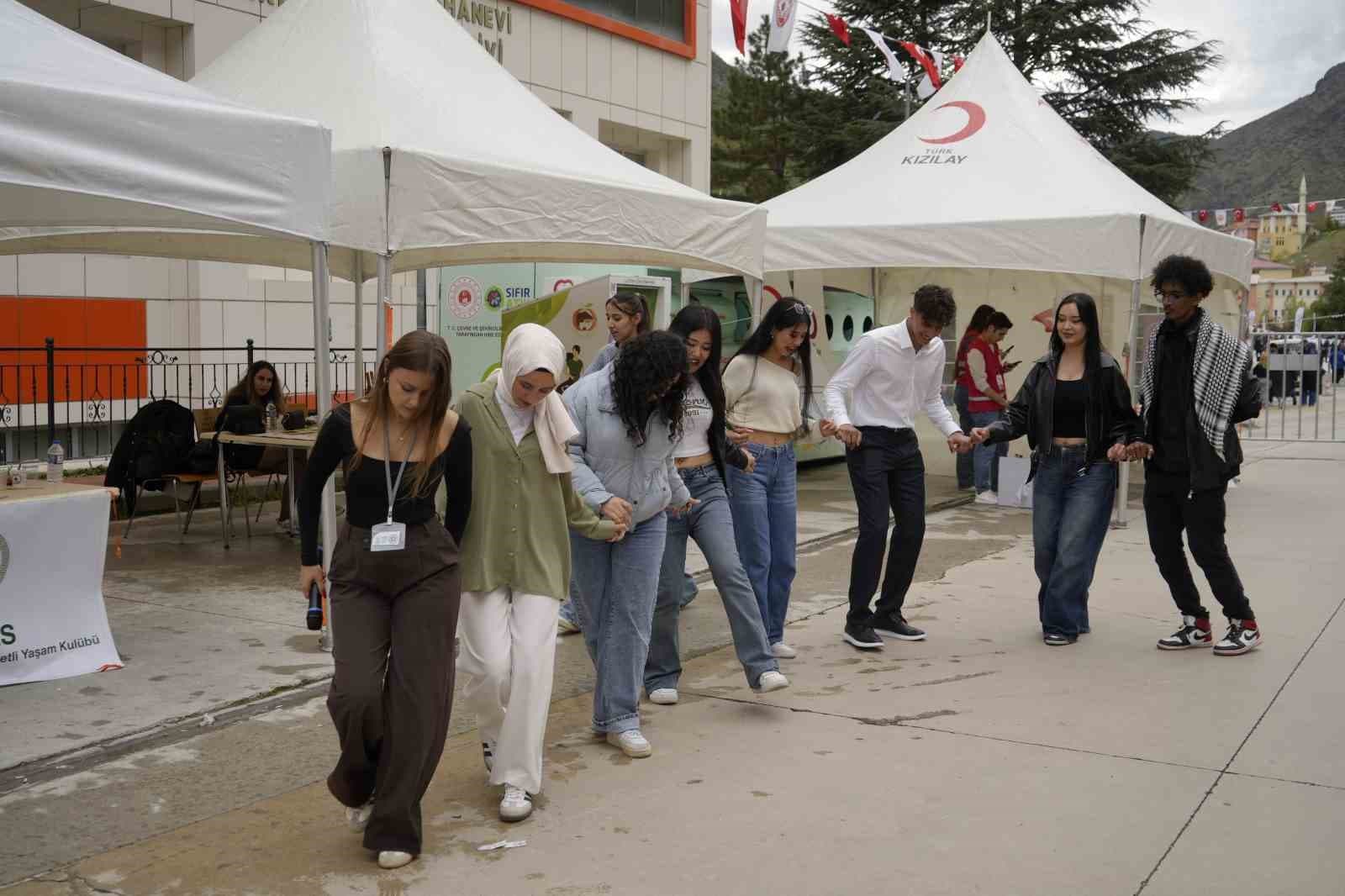 Gümüşhane’de bilyalı araba yarışı heyecanı