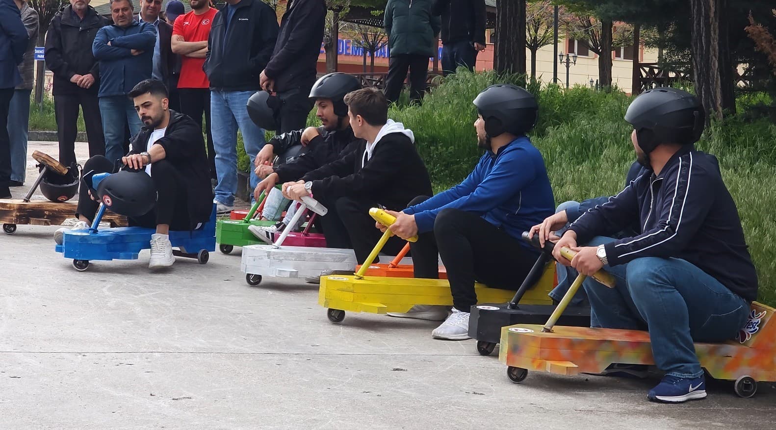 Gümüşhane’de bilyalı araba yarışı heyecanı