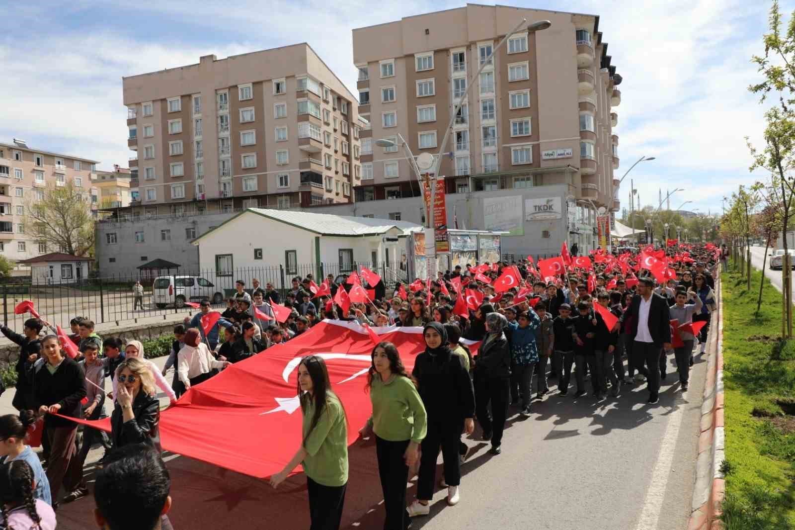 Ağrı’da "Bilim Dolu Günler Bilim Şenliği" başladı