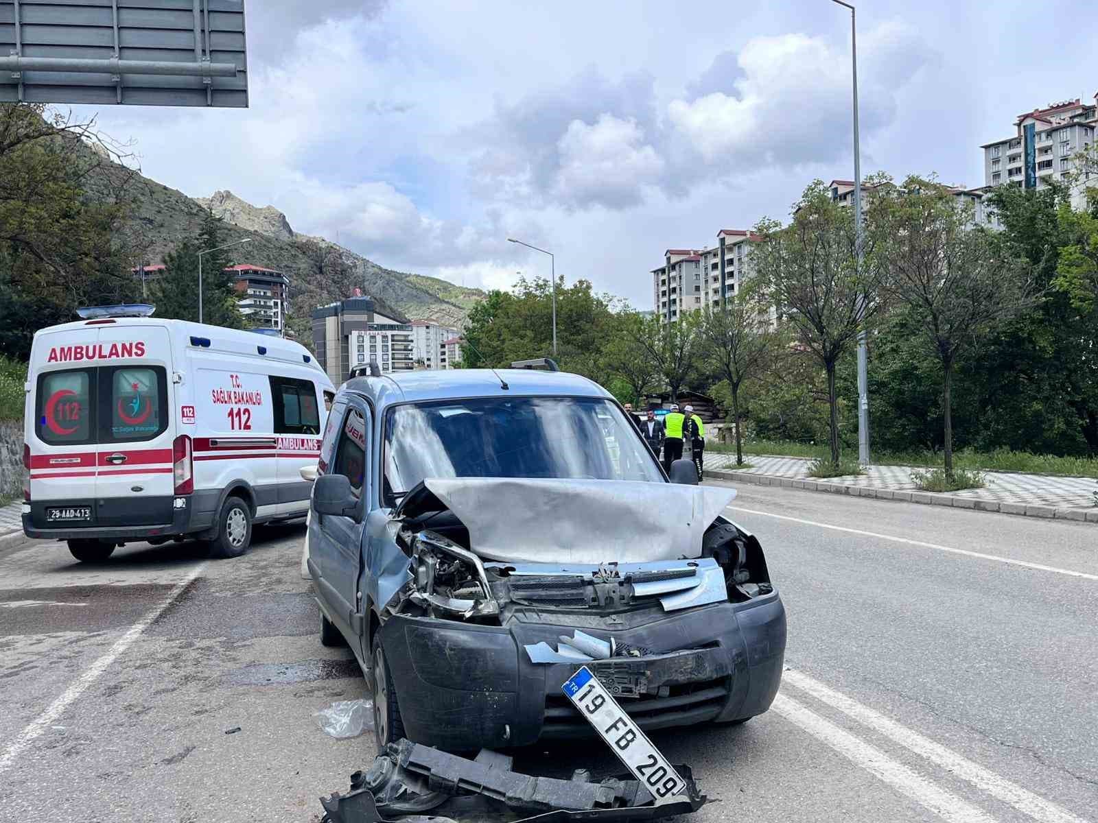 Gümüşhane’de zincirleme kaza: 4 yaralı
