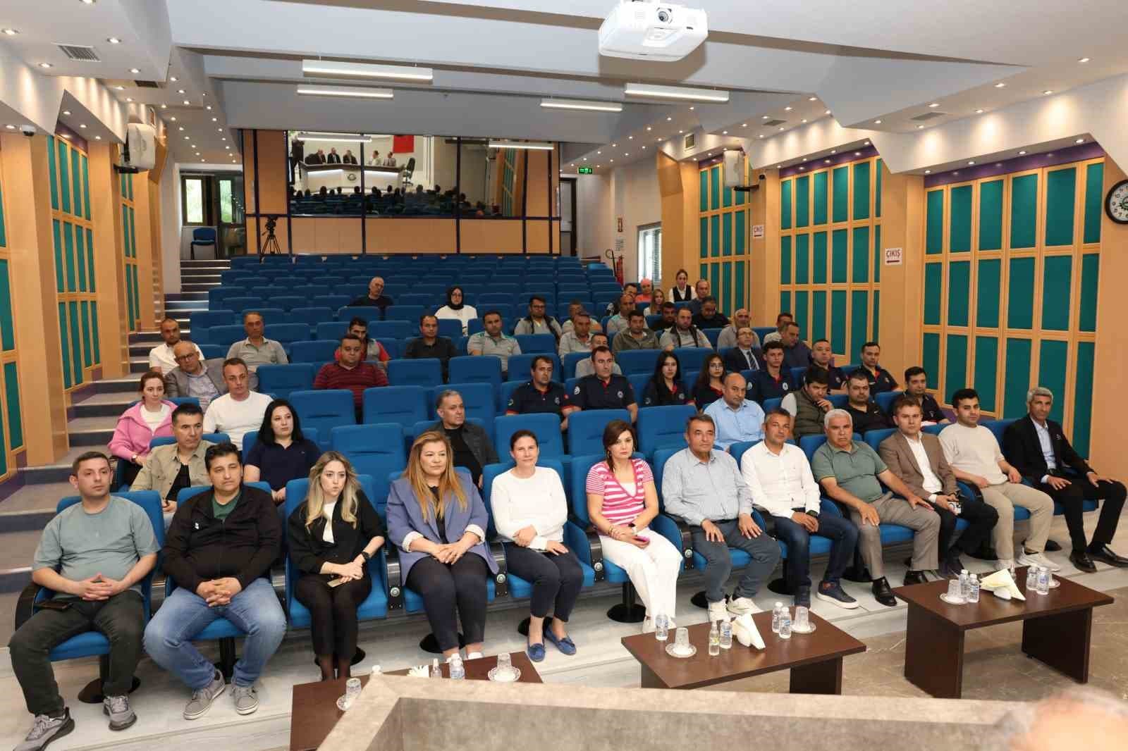 Denizli OSB’de geleneksel bayramlaşma programı gerçekleştirildi