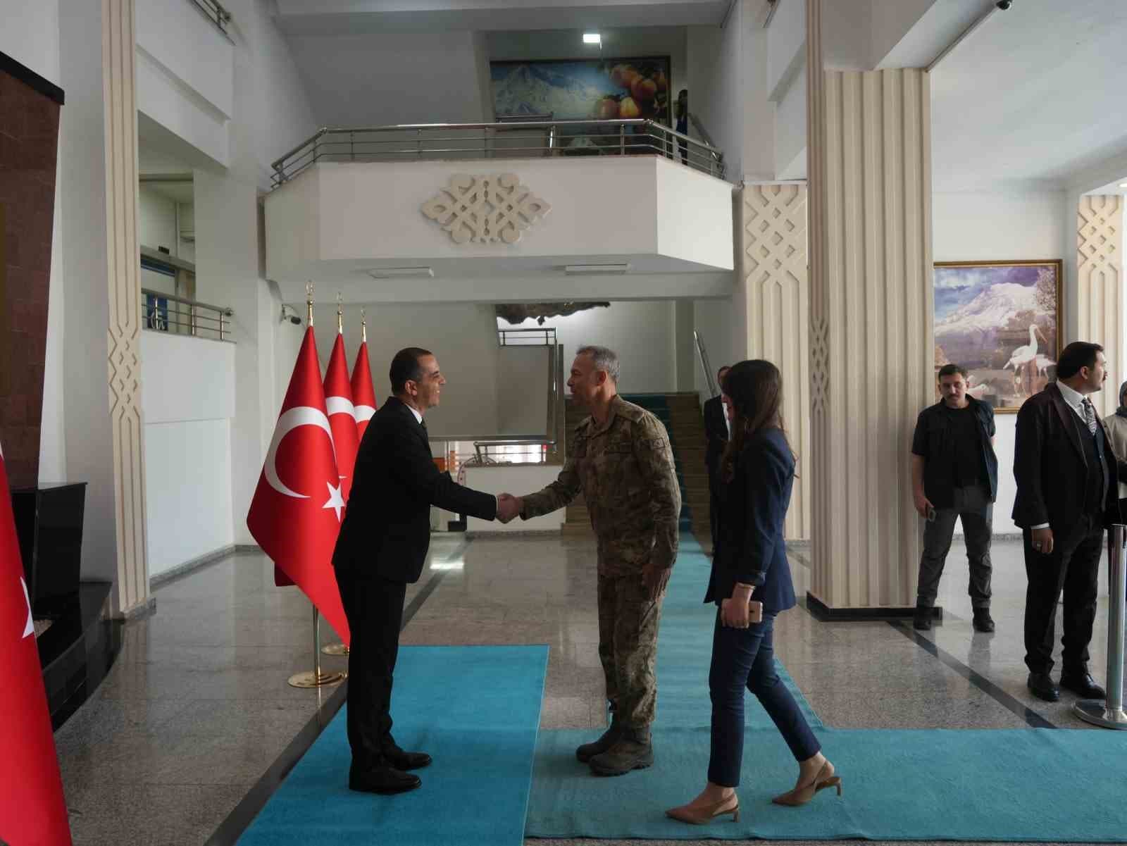 Iğdır’da bayramlaşma programı düzenlendi