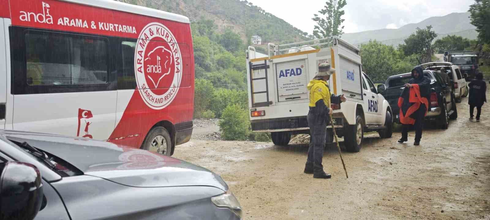 Muş’ta akıntıya kapılan kadını arama çalışmaları Batman’a kadar genişletildi