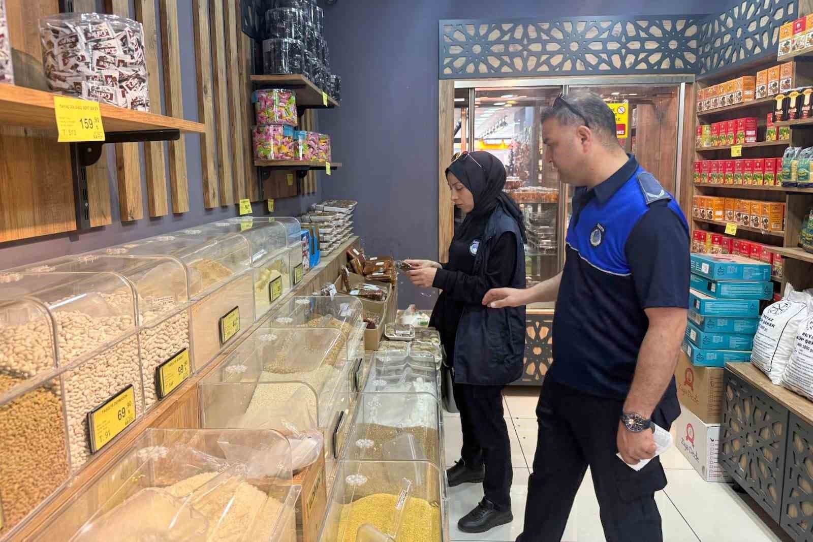 Kurban Bayramı öncesi kuruyemiş işletmelerine denetim