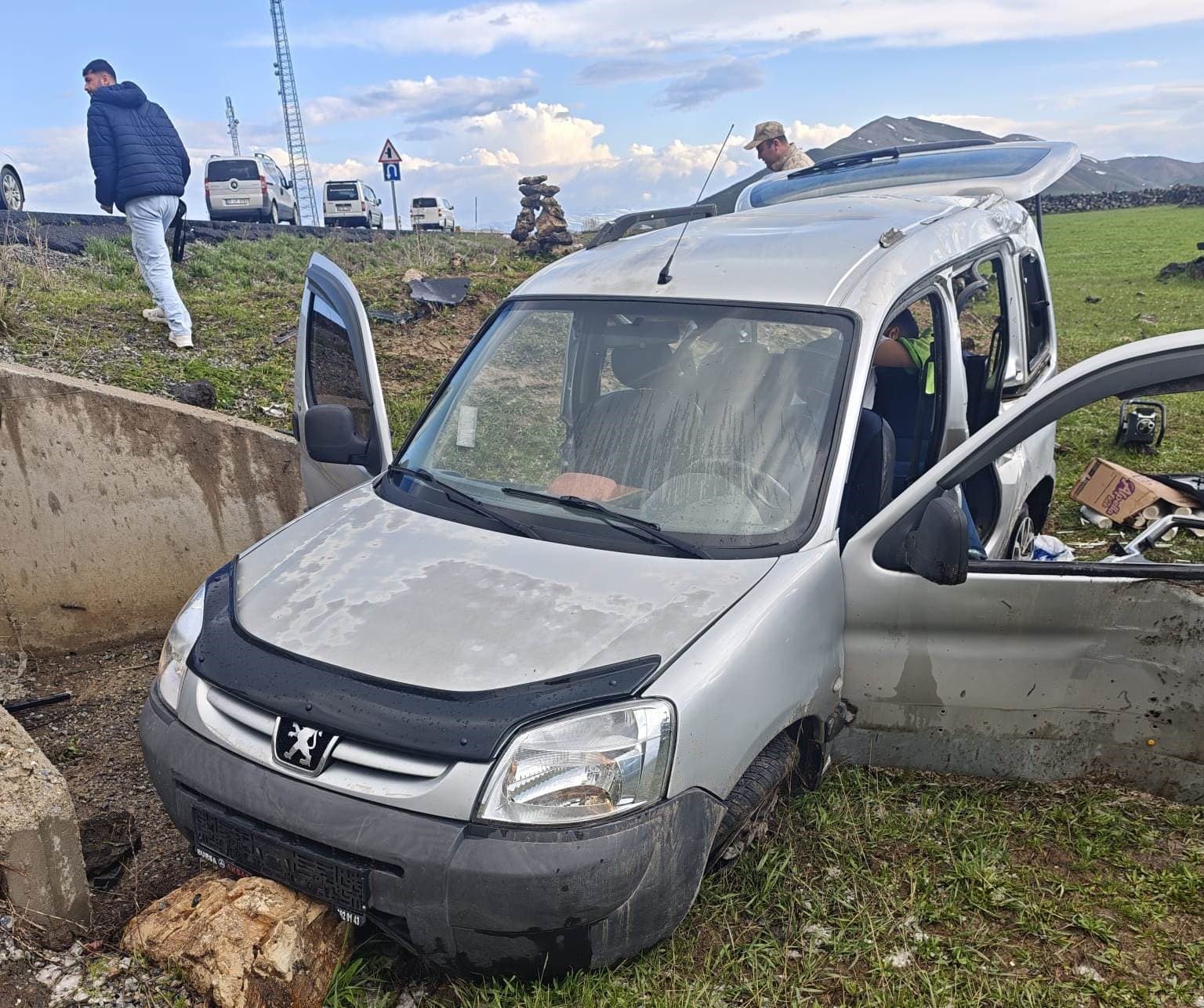 Van’ın Çaldıran ilçesinde trafik kazası: 5 yaralı