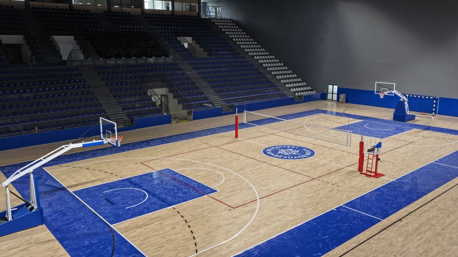Aydın’da 3 bin kişilik spor salonunda sona gelindi