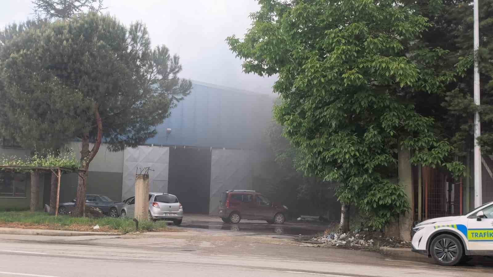 Bursa’da sunta fabrikasında korkutan yangın