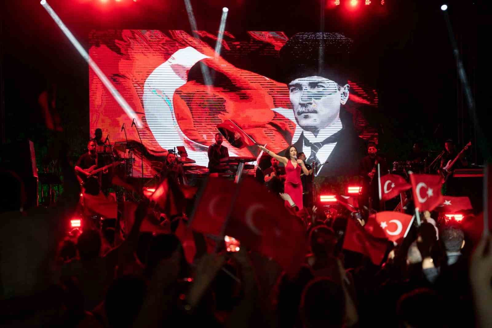 SANKO Okulları’nın 25’inci kuruluş yılı kapsamında gençlik ve bahar festivali düzenlendi