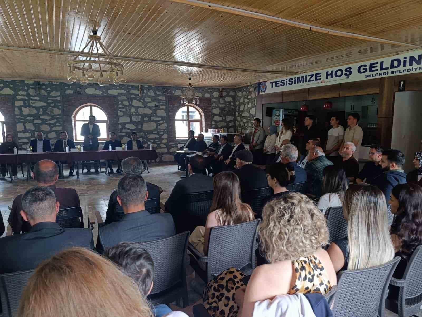 Selendi’de bayramlaşma programı düzenlendi