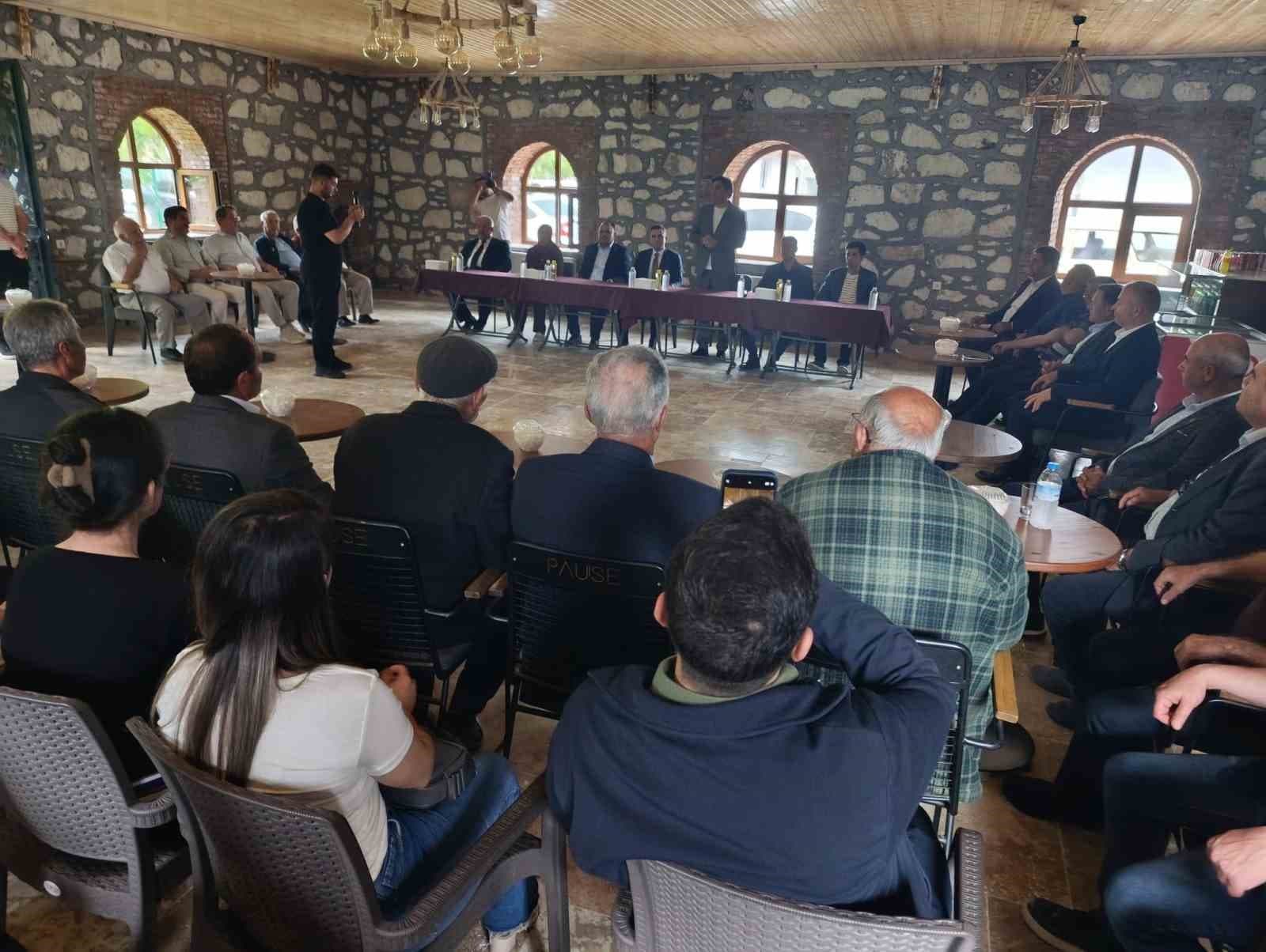 Selendi’de bayramlaşma programı düzenlendi