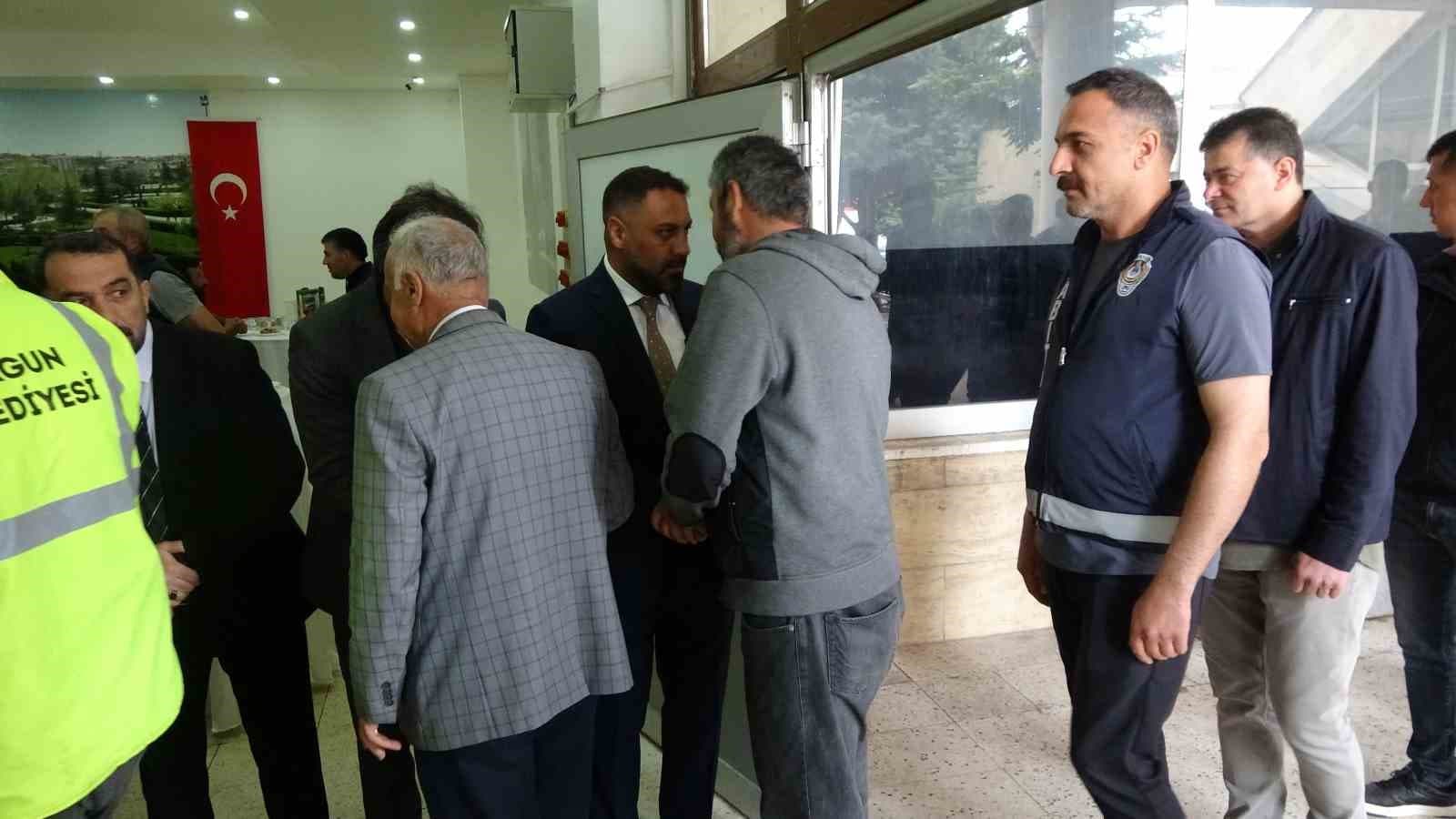 Başkan Ekinci, vatandaşlarla bayramlaştı
