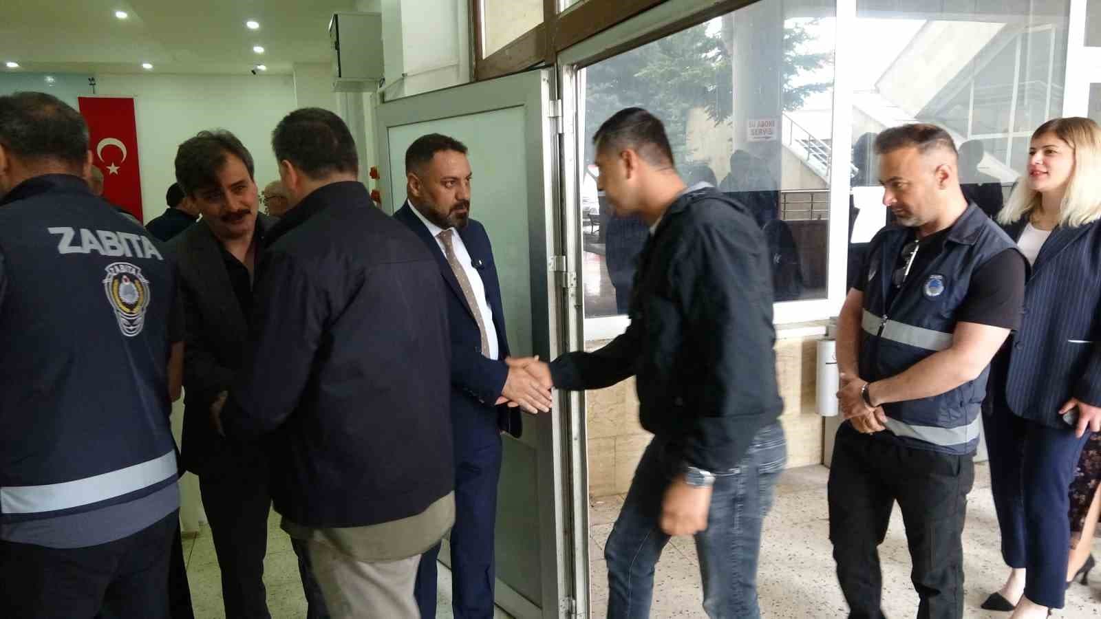 Başkan Ekinci, vatandaşlarla bayramlaştı