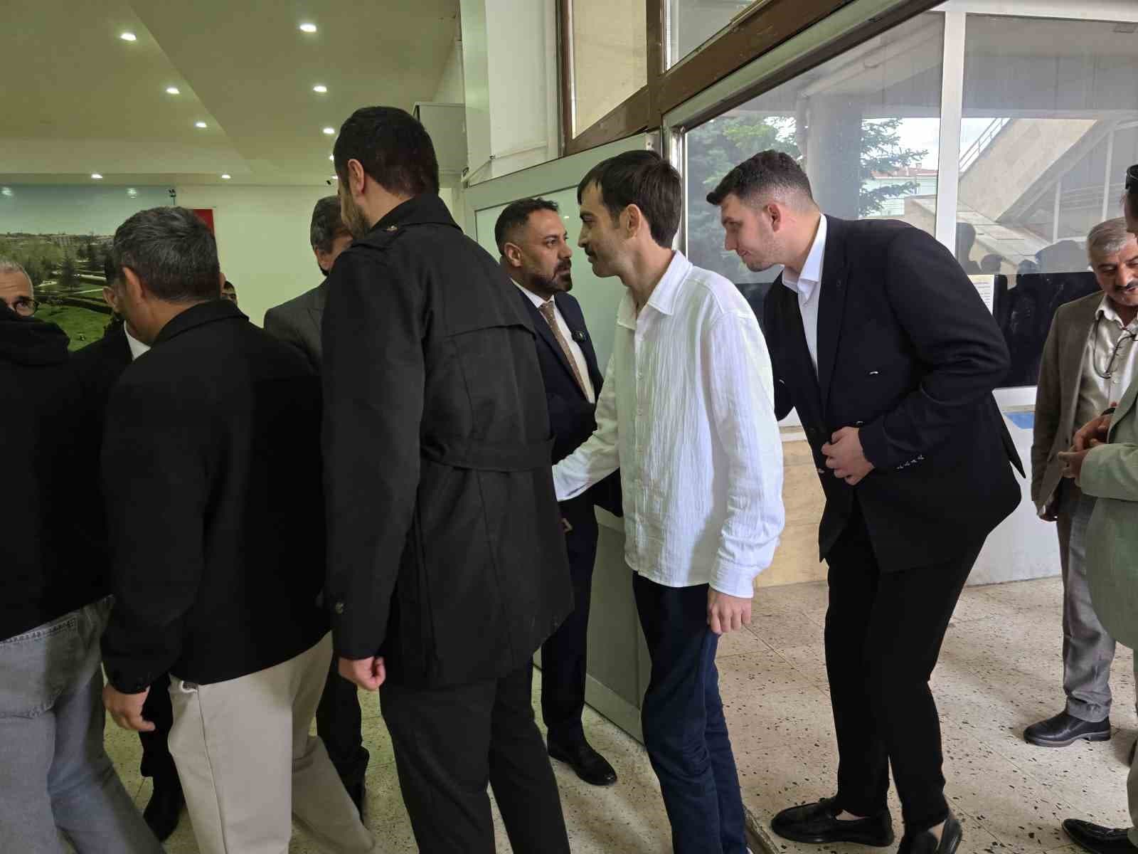 Başkan Ekinci, vatandaşlarla bayramlaştı