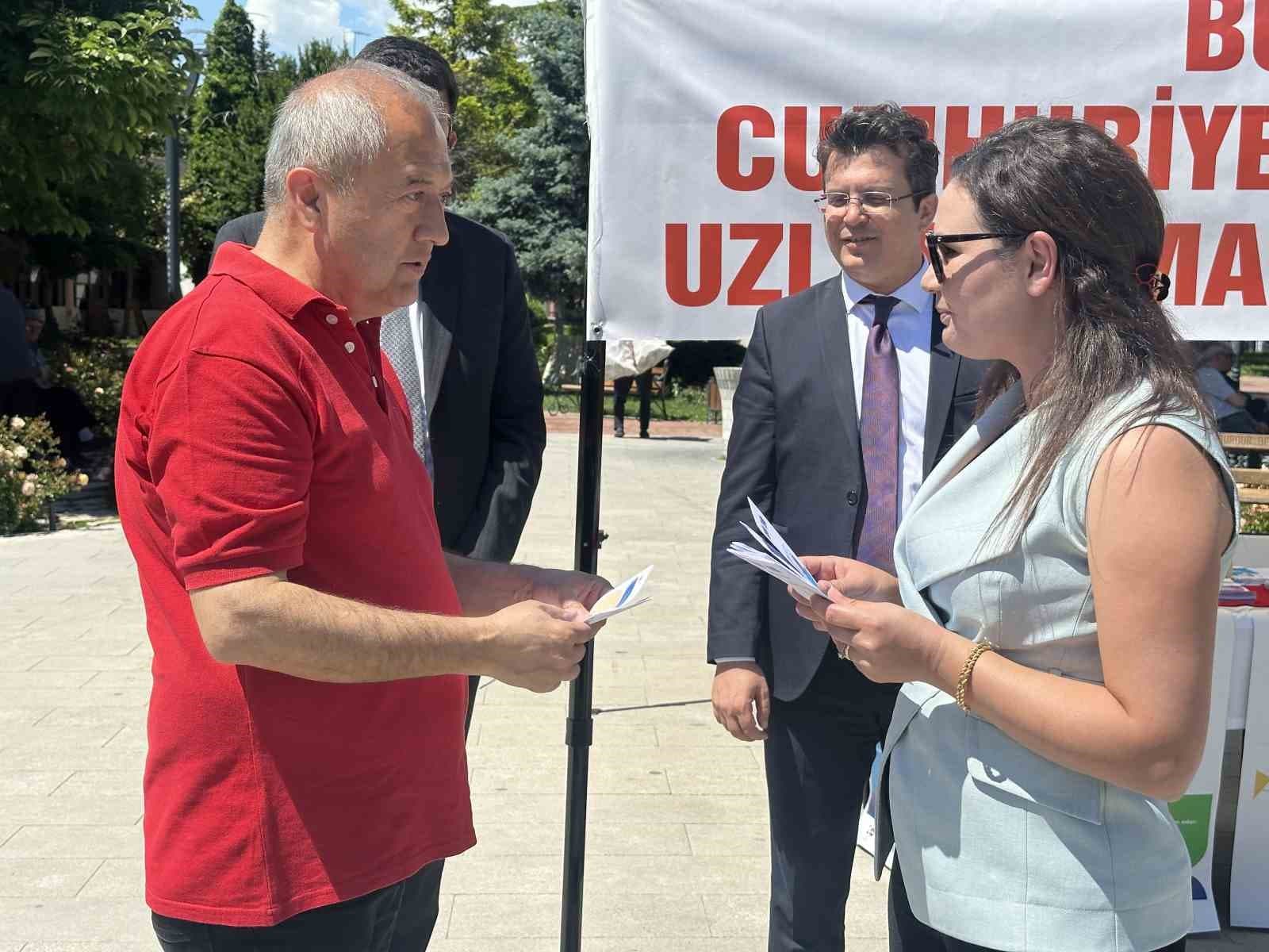 Burdur’da Uzlaştırma Haftası’nda vatandaşlara bilgilendirme standı