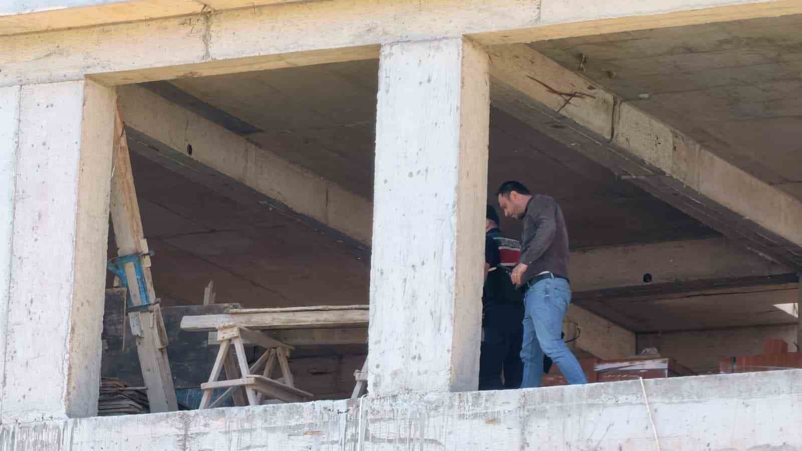 İnegöl’de inşaatta feci ölüm: Oğlunun gözü önünde 4. kattan düştü
