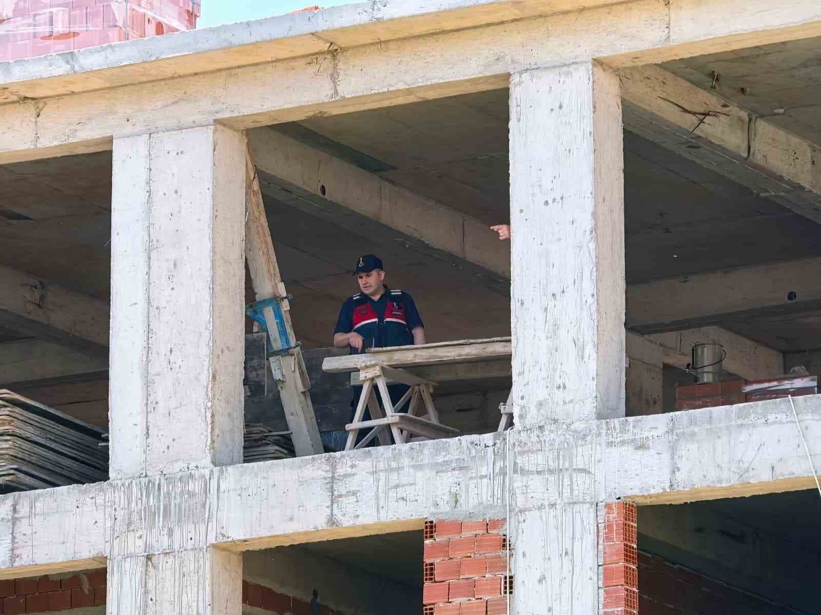 İnegöl’de inşaatta feci ölüm: Oğlunun gözü önünde 4. kattan düştü