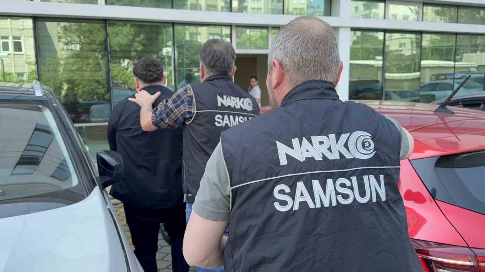 Uyuşturucu operasyonunda 2 şüpheli tutuklandı