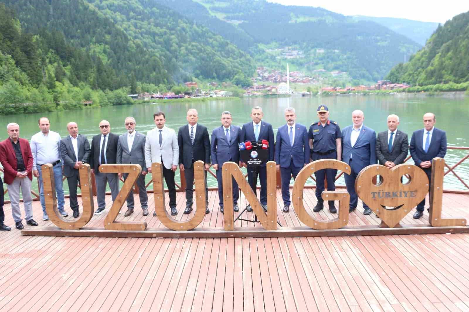 Başkan Genç: "Marjinal bir grup Trabzon turizmini, Trabzon’a gelen turistleri yargılamak istiyor"