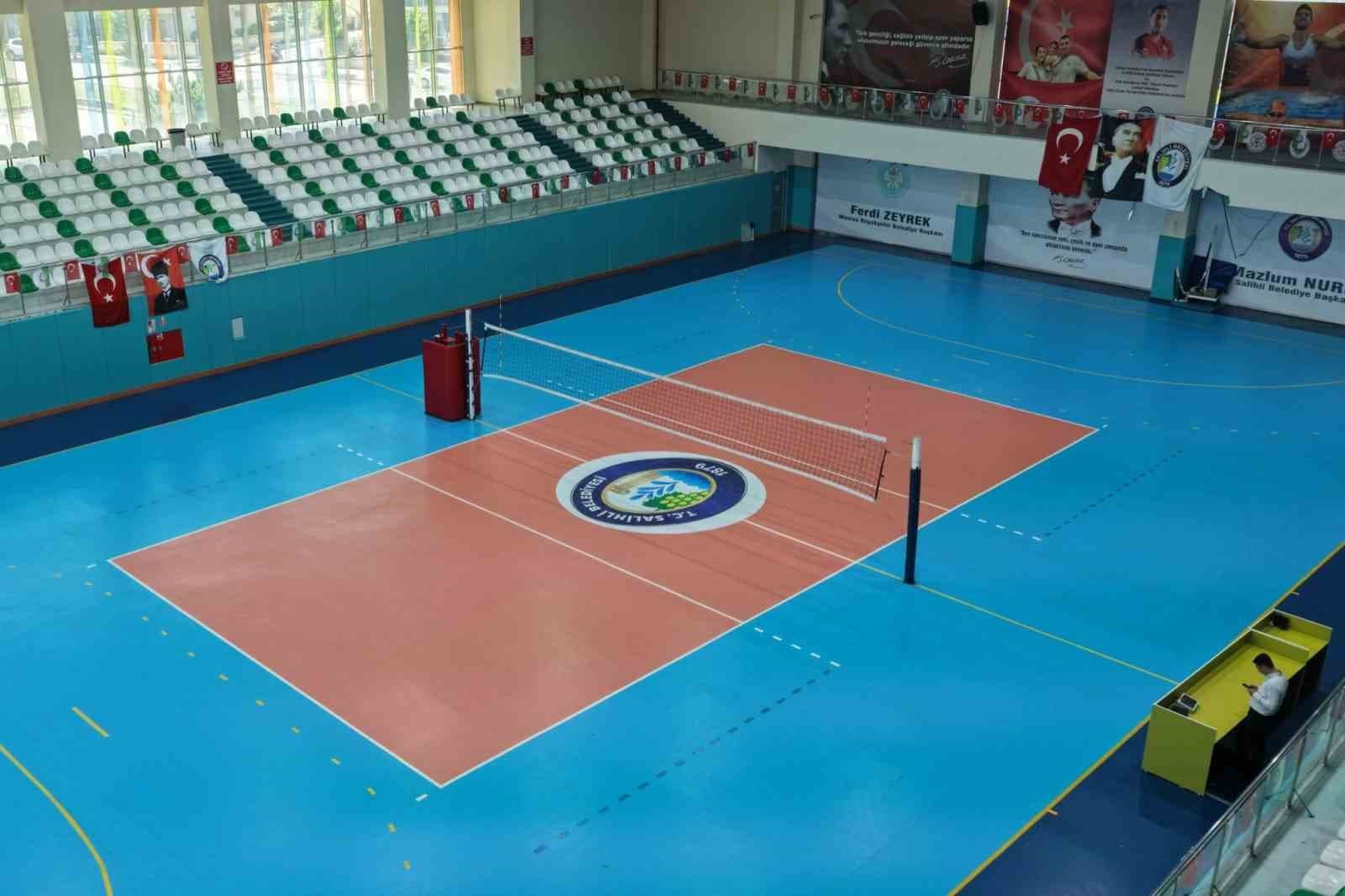 Manisa BŞB’den 90 milyonluk spor hamlesi