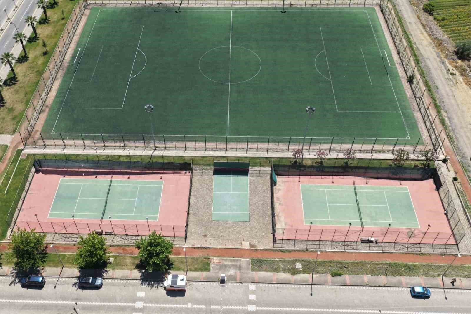 Manisa BŞB’den 90 milyonluk spor hamlesi
