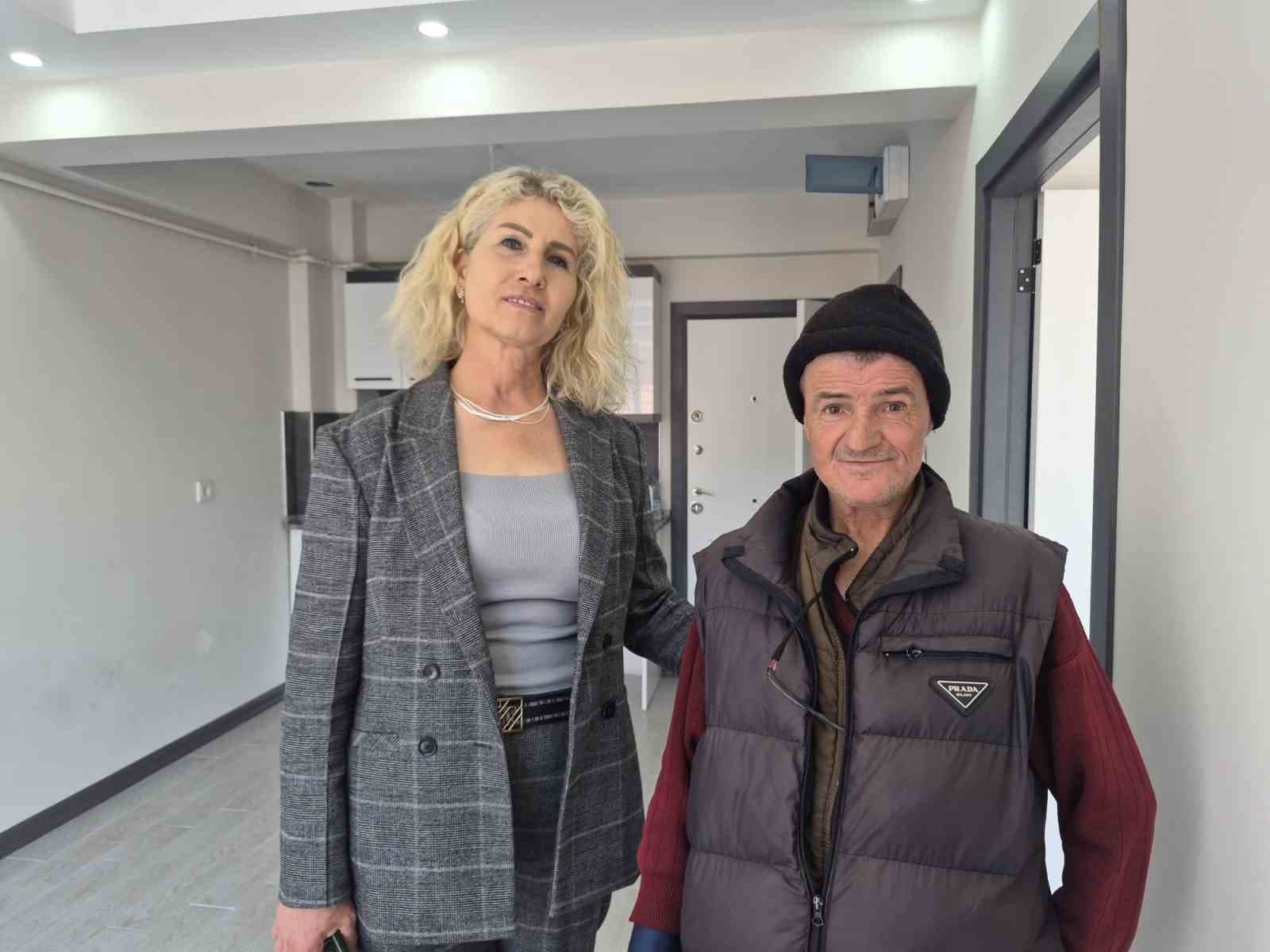 Evsiz kalan engelli vatandaş 6 aylık mücadelesinin ardından evine kavuştu