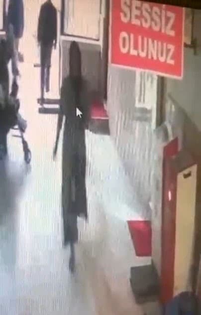 ‘Yardım’ bahanesiyle 87 yaşındaki adama yaklaşan kadın, 10 bin lirasını çaldı