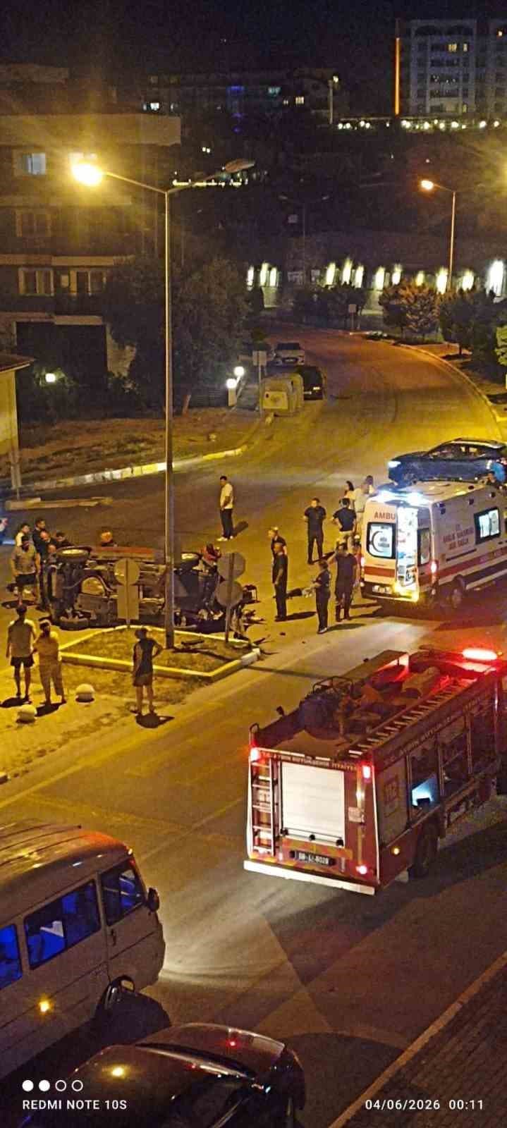 Kuşadası’nda takla atan otomobilin sürücüsü yaralandı