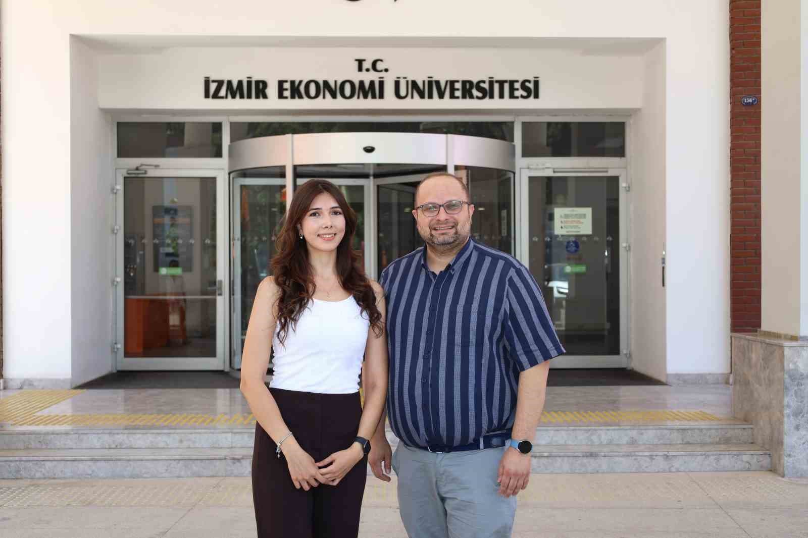 Dünya istedi, Elif başardı