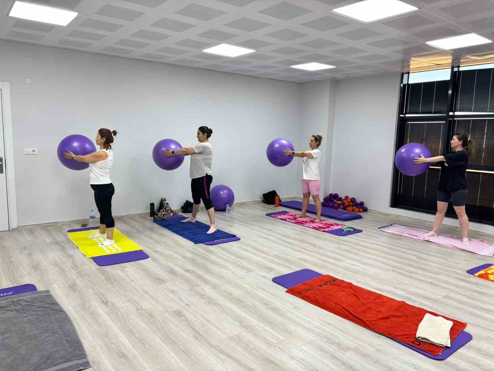 Turgutlu’da kadınlar spora ritmiyle güç katıyor