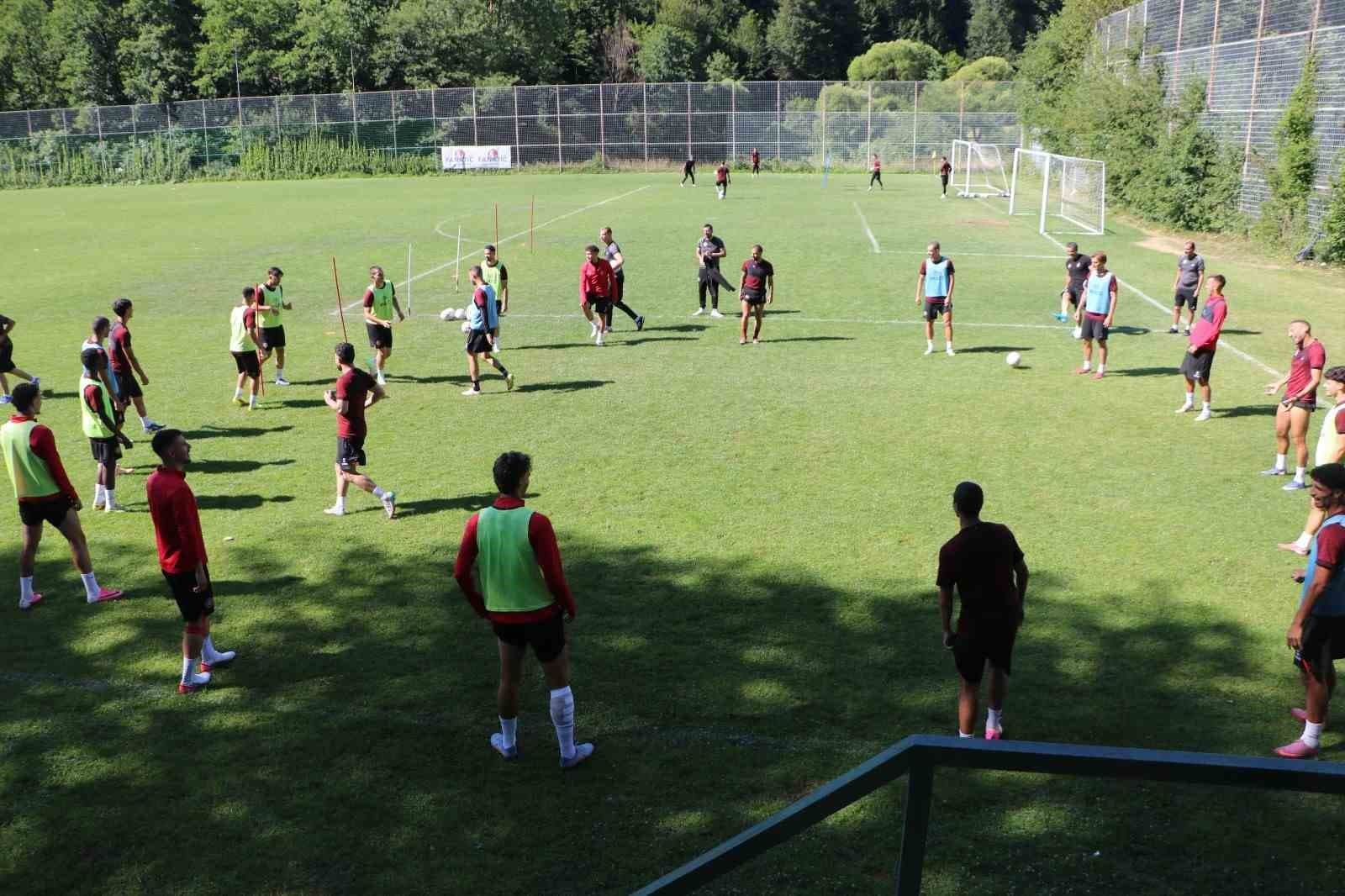 Fatih Karagümrük, yeni sezon hazırlıkları için Bolu’da kampa girdi