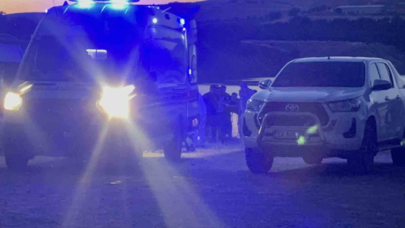 Elazığ’da babasıyla baraj gölüne giren genç boğuldu