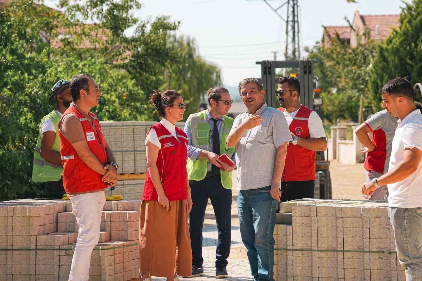 Başkan Köksal Aras mahallelerde yürütülen çalışmaları yerinde inceledi
