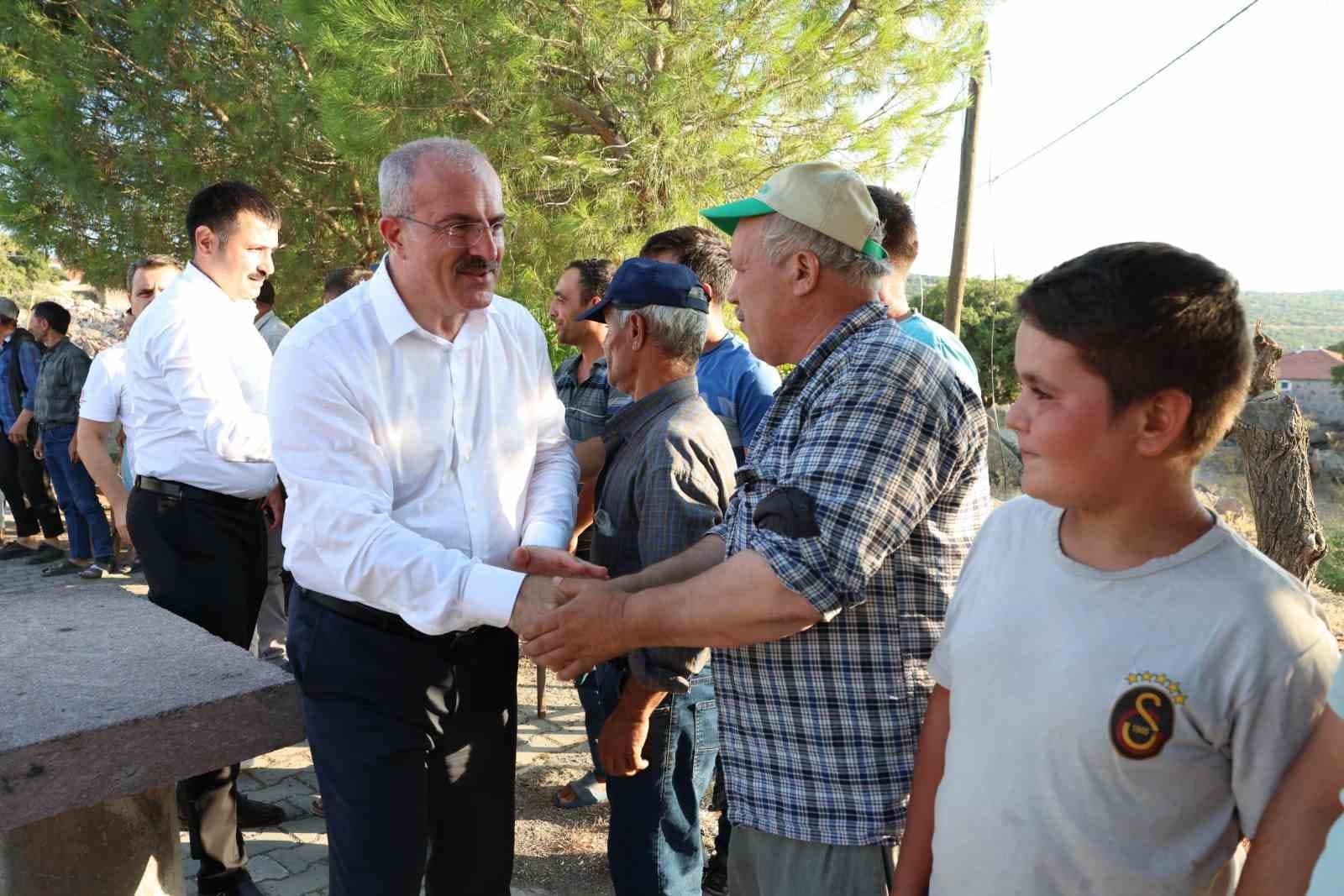 Vali Toraman, Apollon Smintheion ve Assos Antik kentinde incelemelerde bulundu
