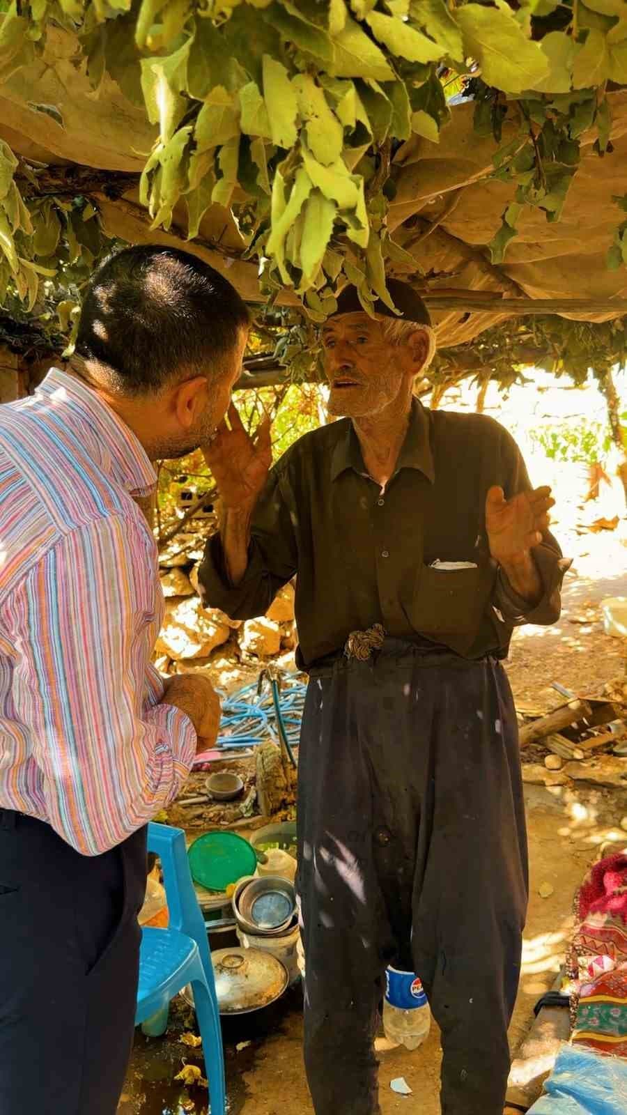 Eğil Belediyesi, tek başına yaşayan vatandaşın evini yaşanılır hale getirildi