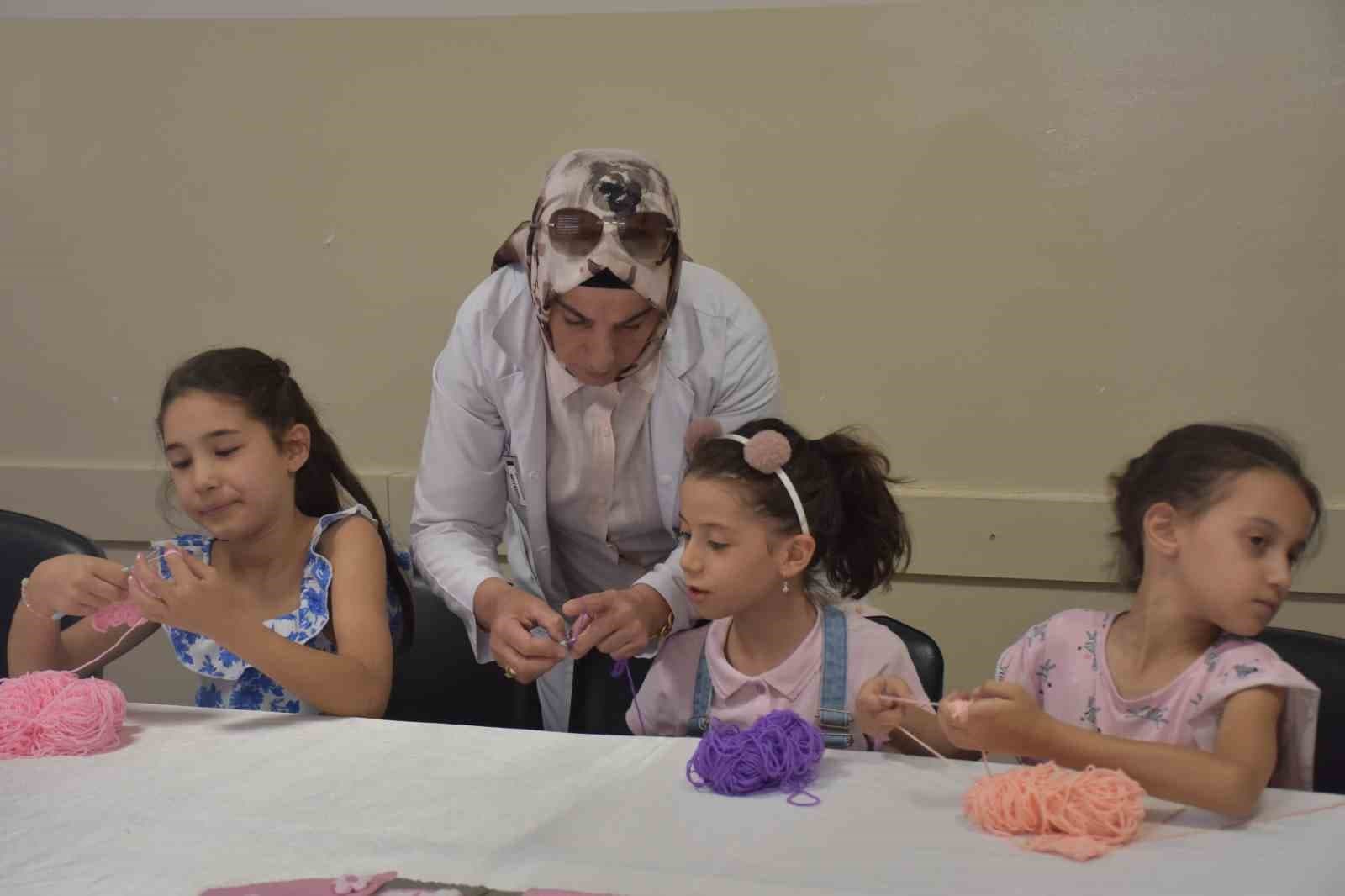 Şahinbey’de yaz tatili ilmek ilmek üretime dönüşüyor